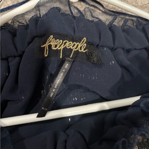 Free people Black Sequin Off-Shoulder Split Midi Dress size Xs NEW - Picture 5 of 7